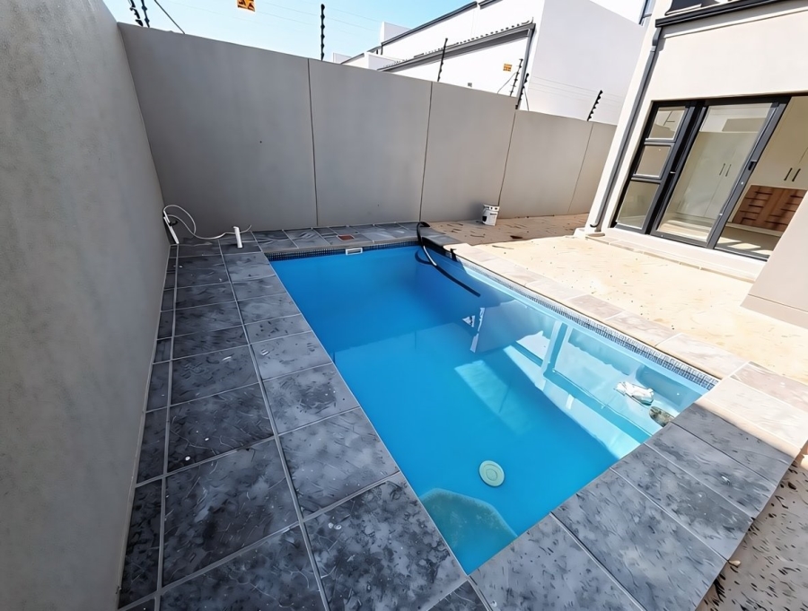 4 Bedroom Property for Sale in Sandown Western Cape
